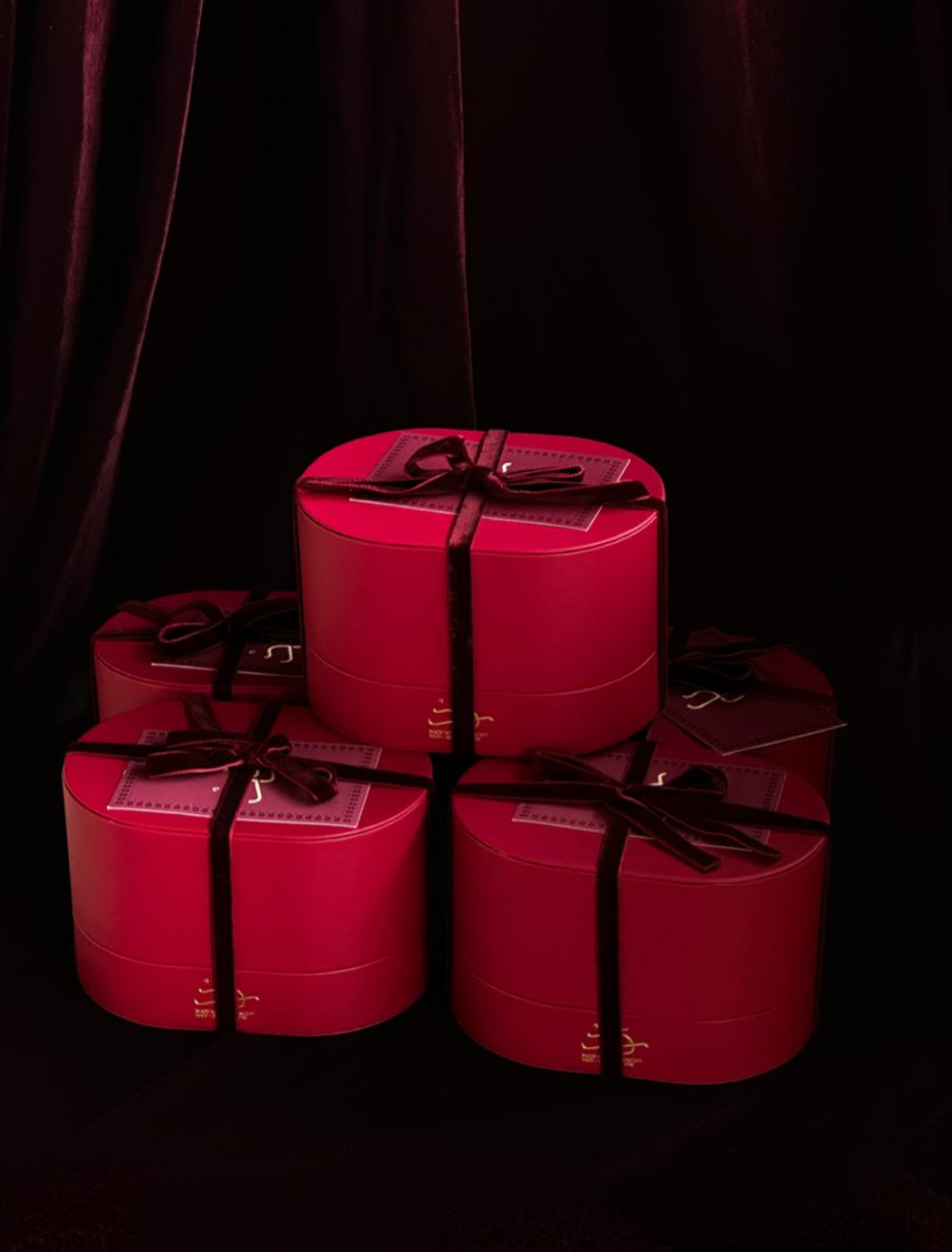 5 wud pcs giveaway Maroon